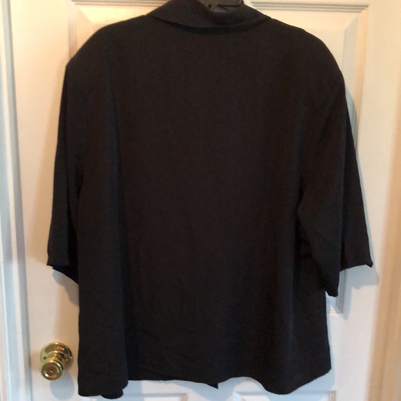 Studio C 22W / 24W short sleeve button down - Picture 7 of 7